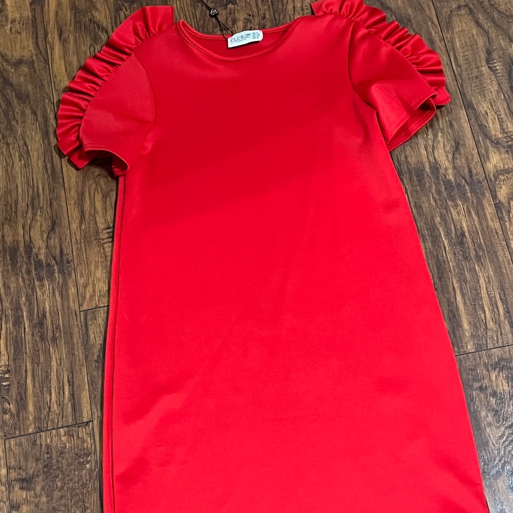Red ruffle sleeve dress